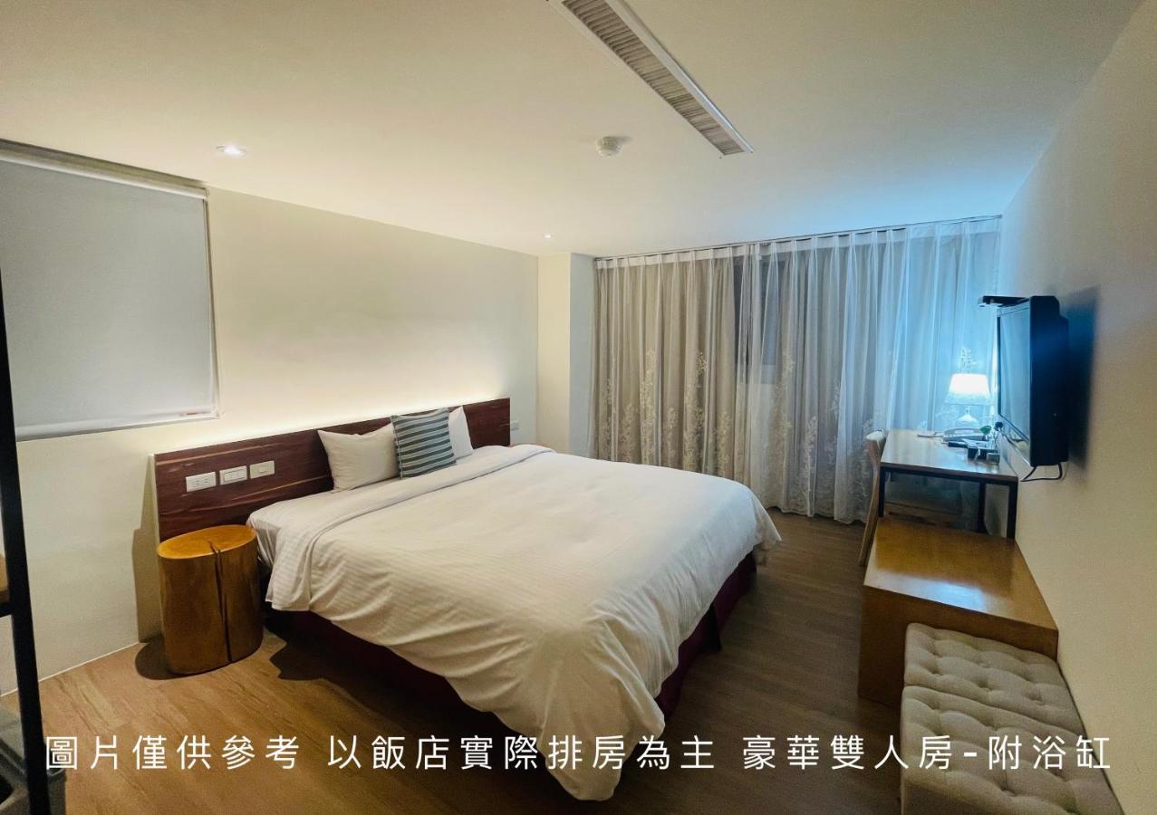 River Hotel Chiayi City Exterior photo