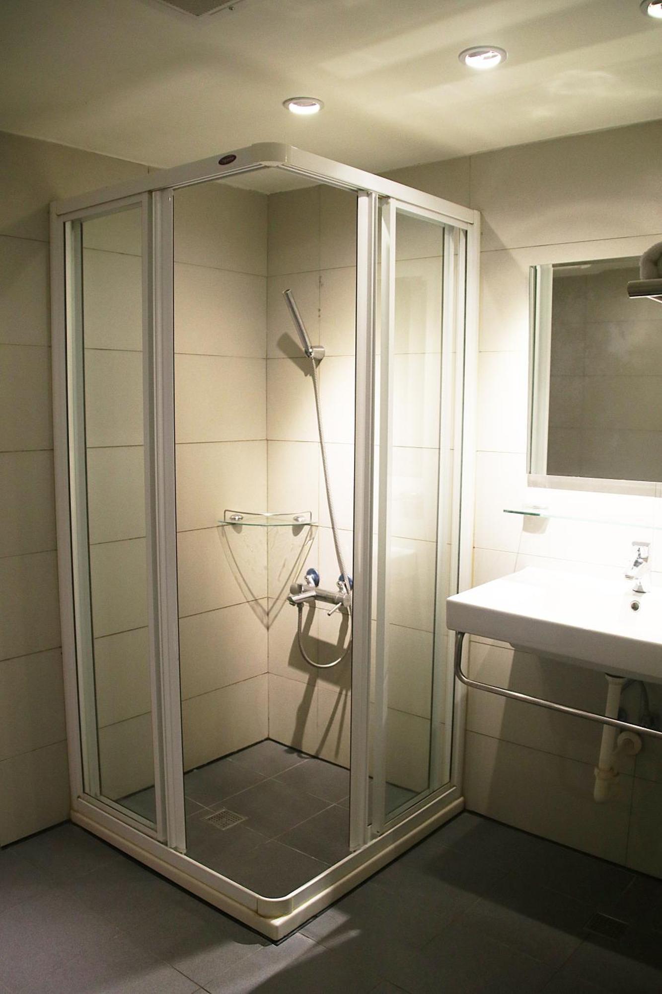 River Hotel Chiayi City Room photo